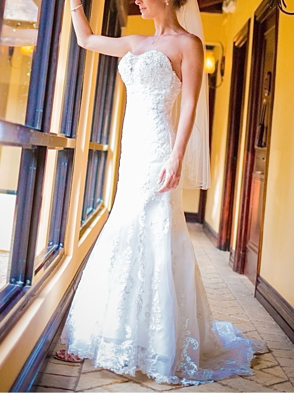 Strapless White Lace Mermaid Wedding Dress